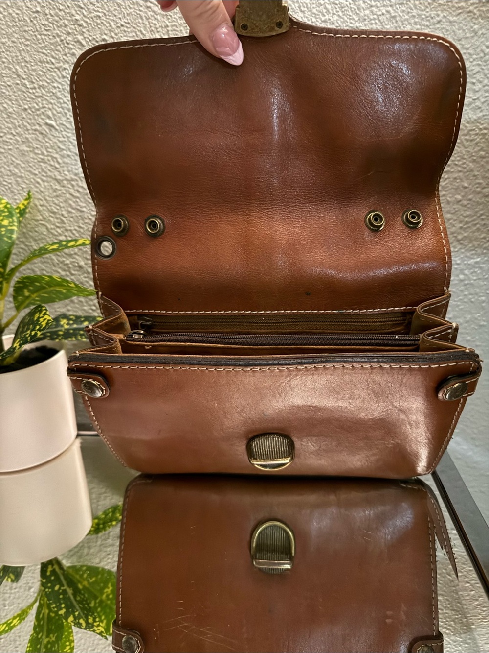 Patricia Nash Bianco Heritage Brown Leather Crossbody Organizer - Picture 6 of 10